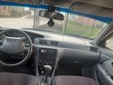 Toyota Camry 1999 годаүшін3 500 000 тг. в Мерке – фото 5