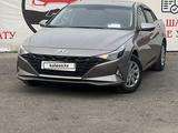 Hyundai Elantra 2022 года за 9 790 000 тг. в Шымкент