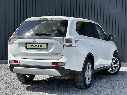 Mitsubishi Outlander 2015 годаүшін9 290 000 тг. в Актобе – фото 5