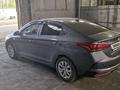 Hyundai Solaris 2021 года за 9 100 000 тг. в Риддер – фото 5