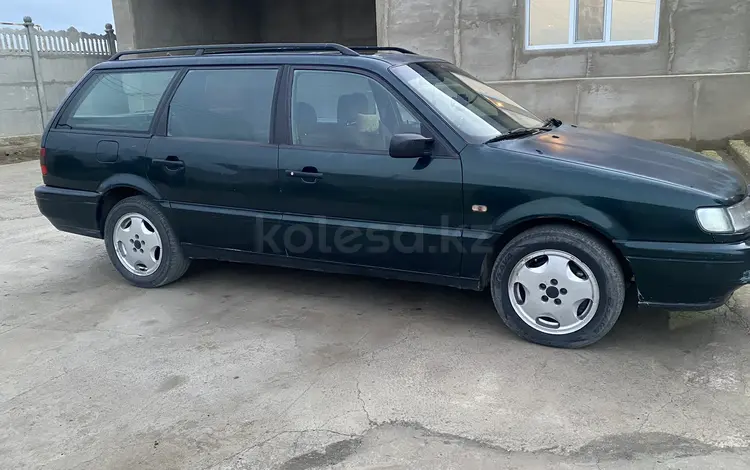 Volkswagen Passat 1994 годаүшін1 600 000 тг. в Тараз