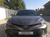 Toyota Camry 2020 года за 10 000 000 тг. в Шымкент