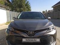Toyota Camry 2020 года за 9 000 000 тг. в Шымкент
