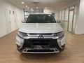 Mitsubishi Outlander 2018 года за 9 990 000 тг. в Астана – фото 2