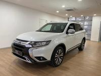 Mitsubishi Outlander 2018 года за 9 990 000 тг. в Астана