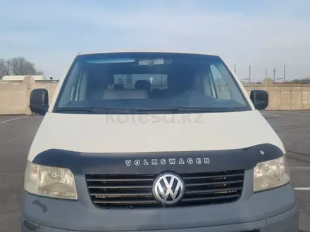 Volkswagen Transporter 2004 года за 5 700 000 тг. в Алматы