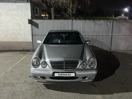 Mercedes-Benz E 320 2002 года за 6 500 000 тг. в Алматы – фото 2