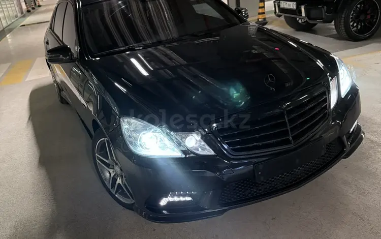 Mercedes-Benz E 200 2010 года за 7 500 000 тг. в Астана
