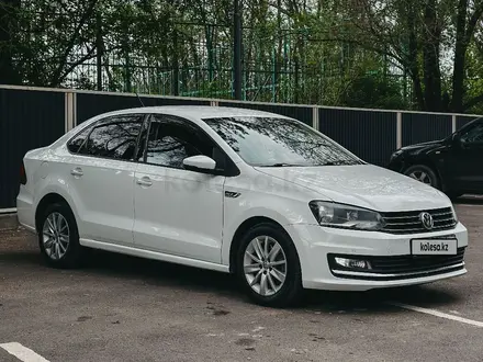 Volkswagen Polo 2017 года за 5 900 000 тг. в Алматы