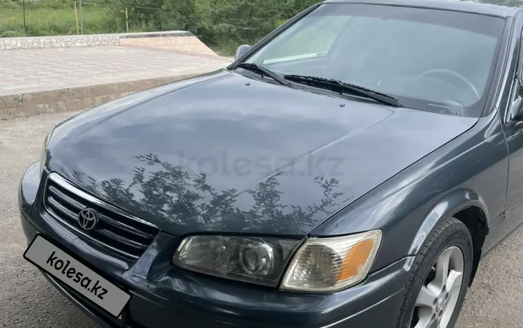 Toyota Camry 2000 годаүшін3 600 000 тг. в Алматы