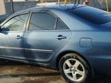 Toyota Camry 2002 годаүшін4 400 000 тг. в Алматы – фото 5