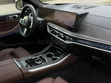 BMW X5 2024 года за 55 000 000 тг. в Алматы – фото 12