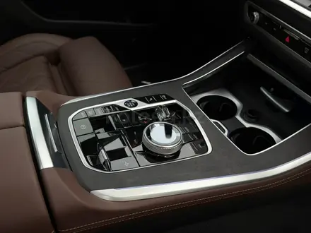 BMW X5 2024 года за 55 000 000 тг. в Алматы – фото 13