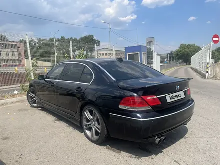 BMW 760 2004 года за 6 800 000 тг. в Алматы – фото 9