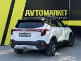 Kia Seltos 2023 годаүшін9 300 000 тг. в Семей – фото 4