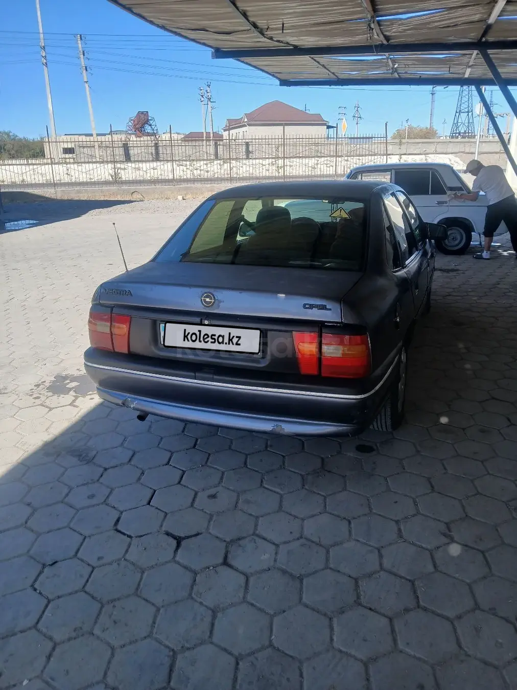 Opel Vectra, 1995