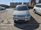 Volkswagen Sharan 2001 годаүшін1 750 000 тг. в Караганда – фото 2