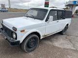 ВАЗ (Lada) Lada 2121 1999 годаfor950 000 тг. в Сарыагаш – фото 5