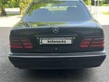 Mercedes-Benz E 240 2000 годаүшін4 000 000 тг. в Алматы – фото 4