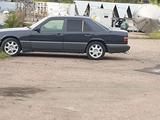 Mercedes-Benz E 200 1994 года за 3 000 000 тг. в Кокшетау – фото 2