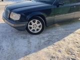 Mercedes-Benz E 200 1994 года за 3 000 000 тг. в Кокшетау – фото 3