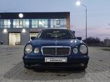 Mercedes-Benz E 230 1998 года за 1 500 000 тг. в Актобе – фото 3