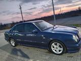 Mercedes-Benz E 230 1998 года за 1 500 000 тг. в Актобе – фото 4