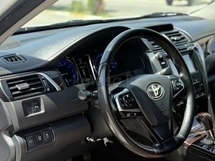Toyota Camry 2014 года за 10 200 000 тг. в Актау – фото 12