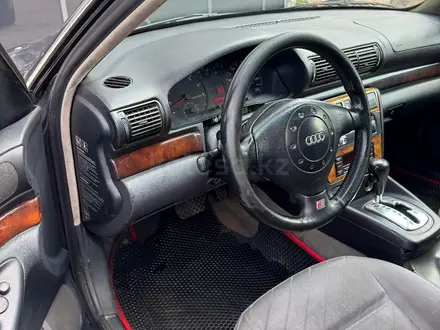 Audi A4 1997 года за 1 300 000 тг. в Алматы – фото 11