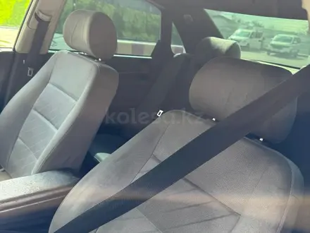 Audi A4 1997 года за 1 300 000 тг. в Алматы – фото 13