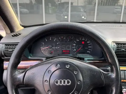 Audi A4 1997 года за 1 300 000 тг. в Алматы – фото 16