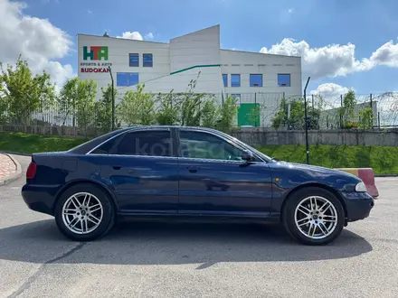 Audi A4 1997 года за 1 300 000 тг. в Алматы – фото 5