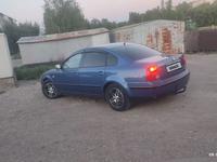 Volkswagen Passat 1999 годаfor2 400 000 тг. в Уральск