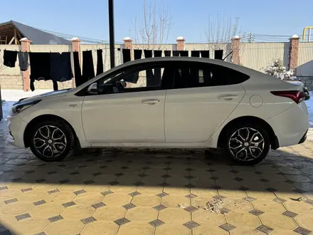 Hyundai Accent 2018 года за 7 100 000 тг. в Алматы – фото 5