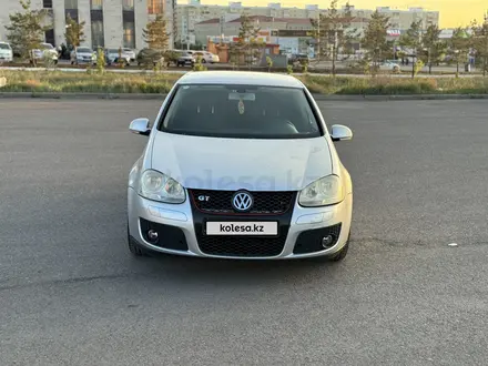 Volkswagen Golf 2005 года за 3 450 000 тг. в Караганда – фото 2