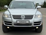 Volkswagen Touareg 2006 года за 6 100 000 тг. в Алматы