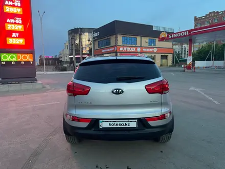 Kia Sportage 2015 года за 7 300 000 тг. в Актобе – фото 3