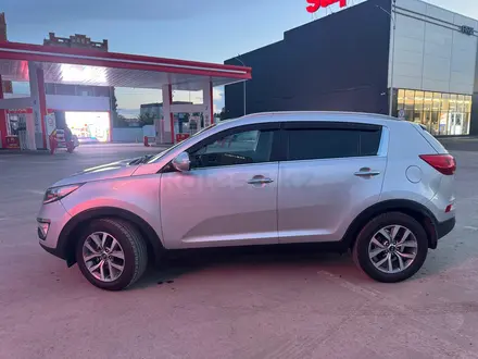 Kia Sportage 2015 года за 7 300 000 тг. в Актобе – фото 4