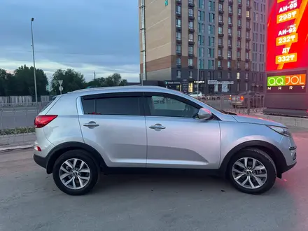 Kia Sportage 2015 года за 7 300 000 тг. в Актобе – фото 2
