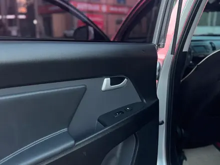 Kia Sportage 2015 года за 7 300 000 тг. в Актобе – фото 7
