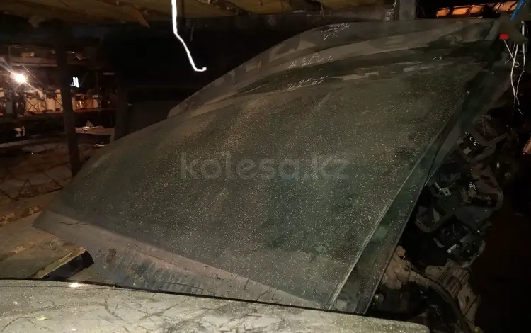 Стекло переднее левый за 6 000 тг. в Алматы