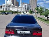 Mercedes-Benz E 230 1997 года за 2 200 000 тг. в Астана – фото 4