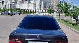 Mercedes-Benz E 230 1997 года за 2 200 000 тг. в Астана – фото 4