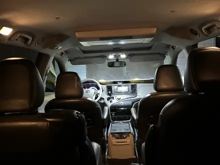 Toyota Sienna 2012 года за 9 500 000 тг. в Атырау – фото 5