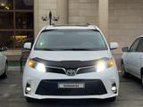 Toyota Sienna 2012 годаүшін9 500 000 тг. в Атырау