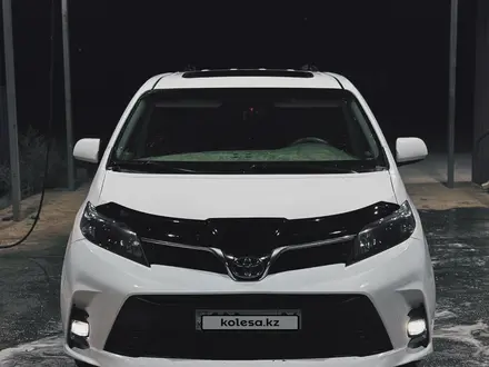 Toyota Sienna 2012 года за 9 500 000 тг. в Атырау – фото 2