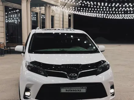 Toyota Sienna 2012 года за 9 500 000 тг. в Атырау