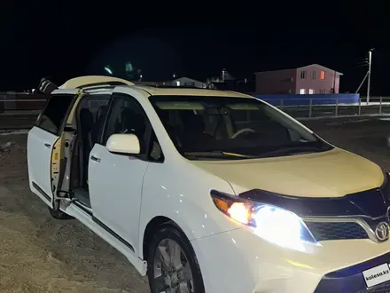 Toyota Sienna 2012 года за 9 500 000 тг. в Атырау – фото 6