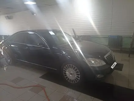 Mercedes-Benz S 350 2007 года за 10 000 000 тг. в Караганда – фото 44