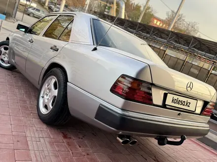 Mercedes-Benz E 230 1992 года за 3 000 000 тг. в Шымкент – фото 4